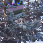 Top Tips for Safely Landscaping Your Outside Christmas Decorations